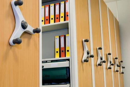 Manual mobile shelving systems for London